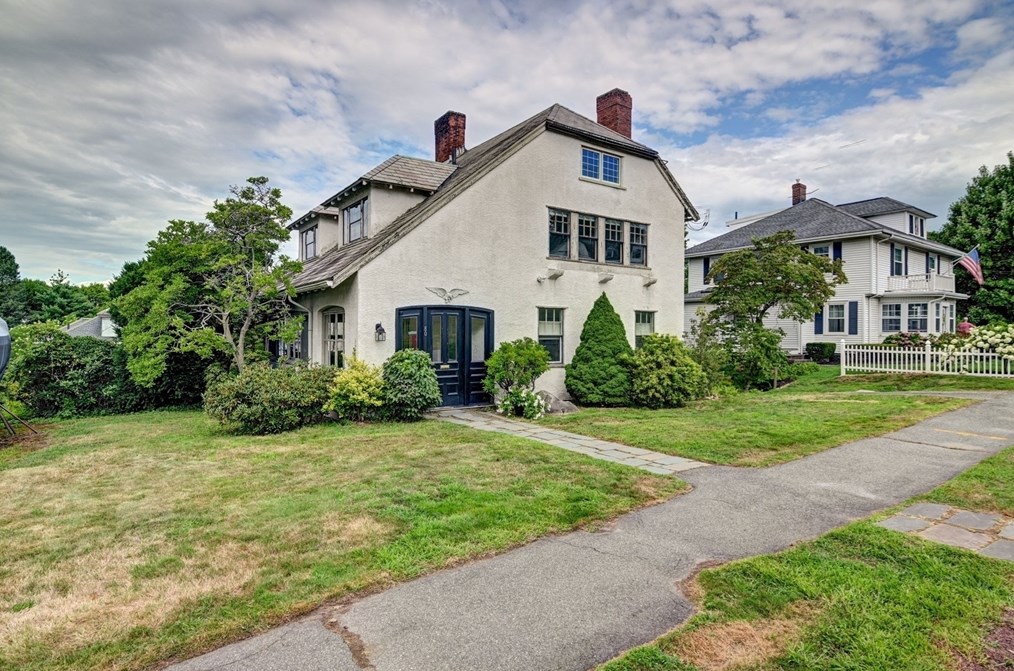 80 Presidents Ln, Quincy, MA 02169-1930