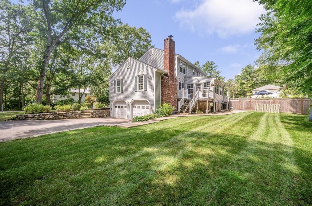 67 Reservation Rd, Andover MA  01810-3418 exterior