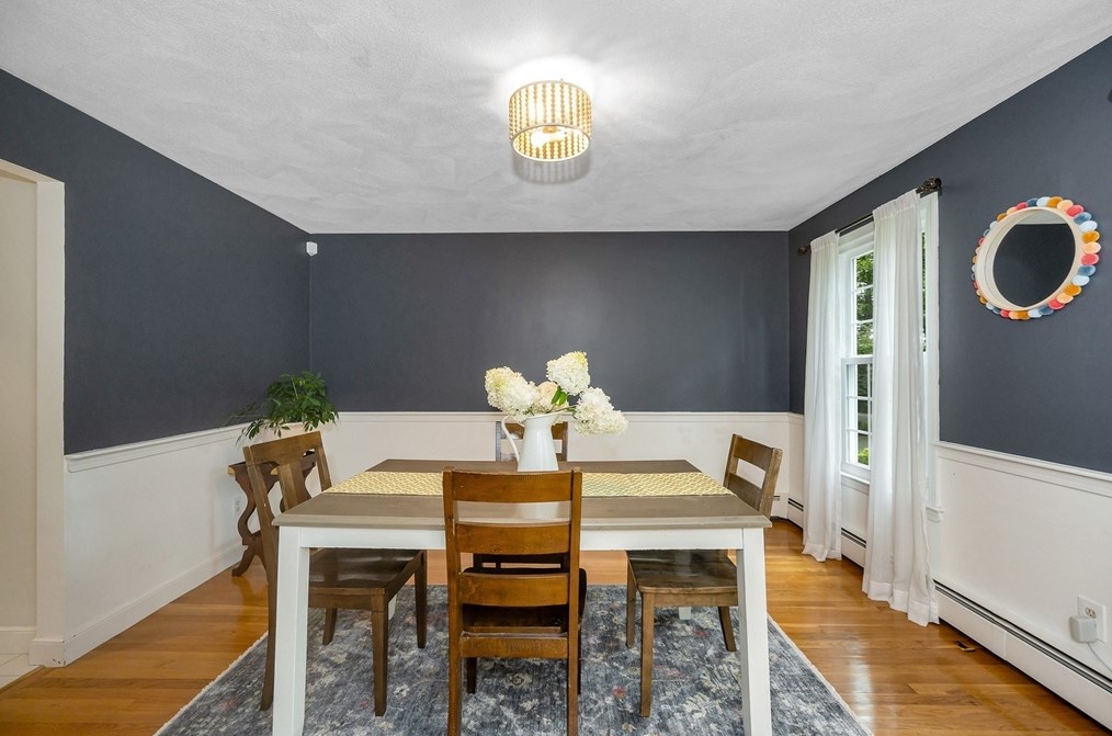 67 Reservation Rd, Andover MA  01810-3418 exterior