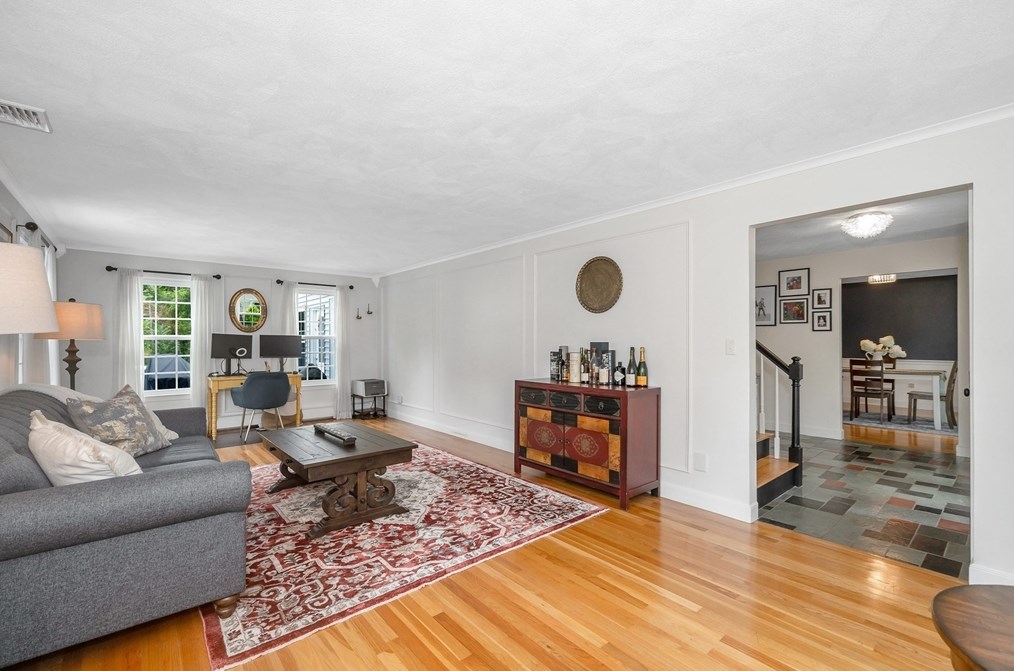 67 Reservation Rd, Andover MA  01810-3418 exterior