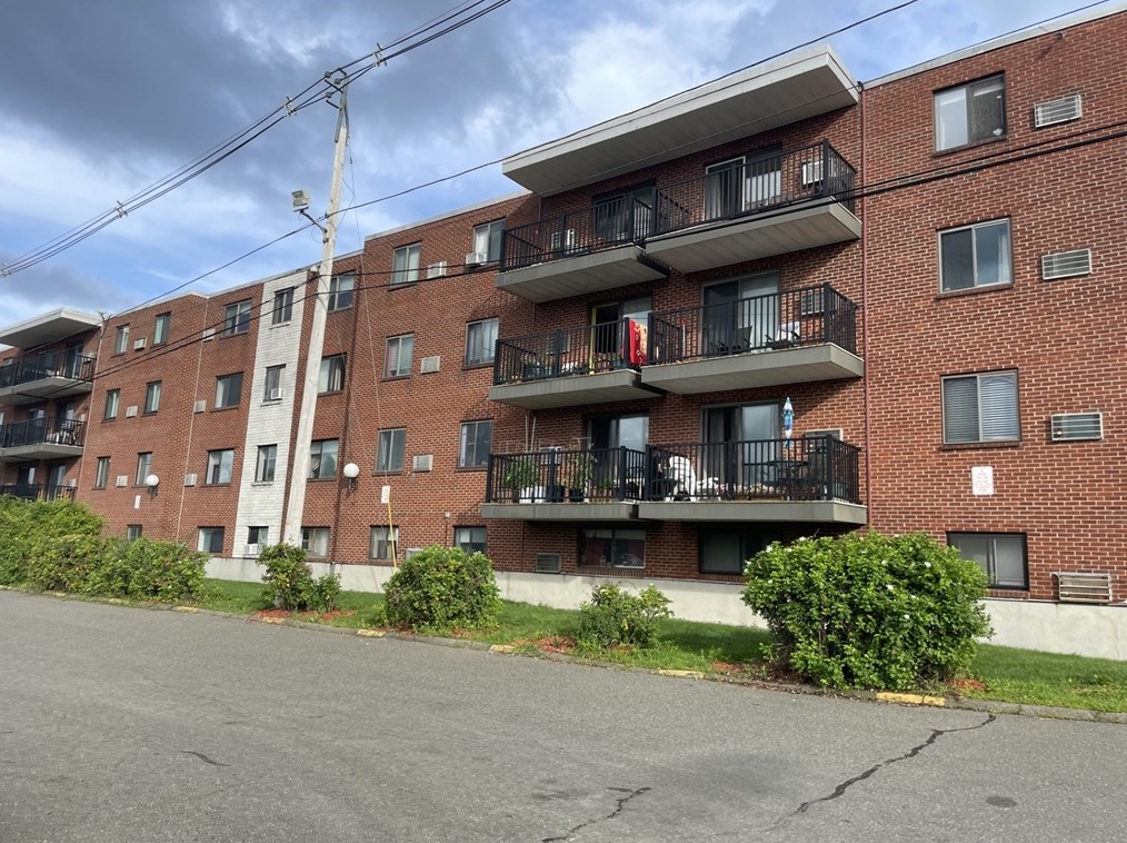 1000 Governors Dr #5, Winthrop, MA 02152