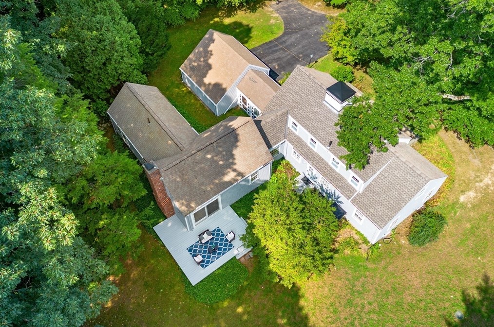 133 Bedford Rd, Lincoln, MA 01773