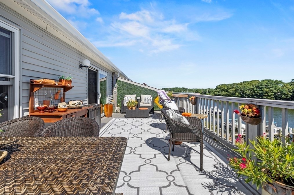 45 Main St, Wareham MA 02571-2152 exterior