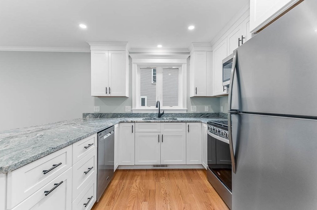 106 Pond St #18, Attleboro, MA 02703