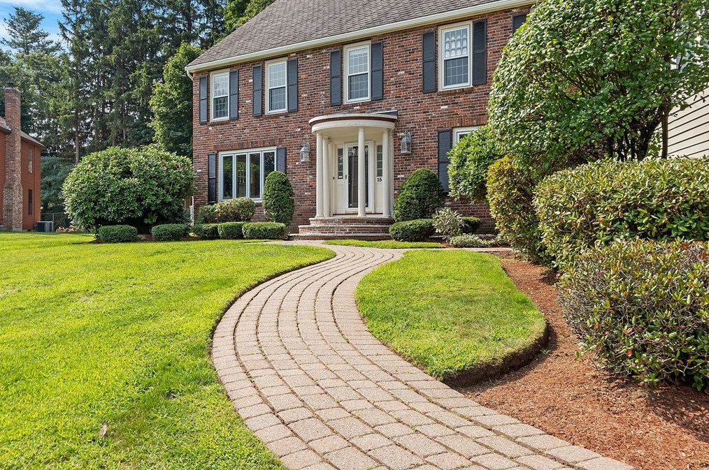 15 Stafford Ln, Andover, MA 01810