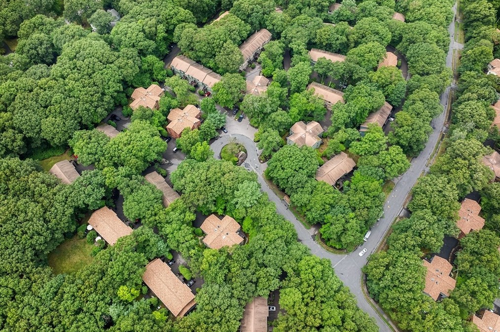 77 Meeting House Path, Ashland, MA 01721-2371