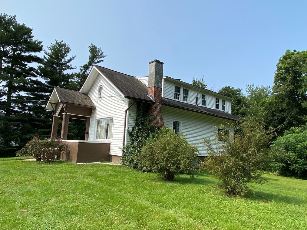 414 Newton St, South Hadley, MA 01075