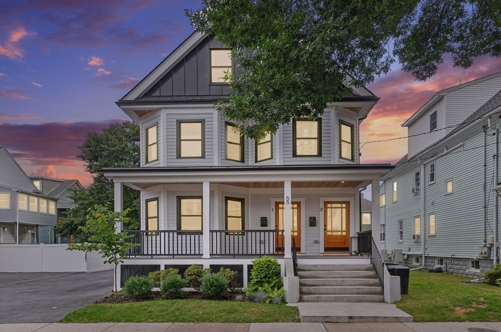 85 Cleveland St, Arlington MA  02474-6935 exterior