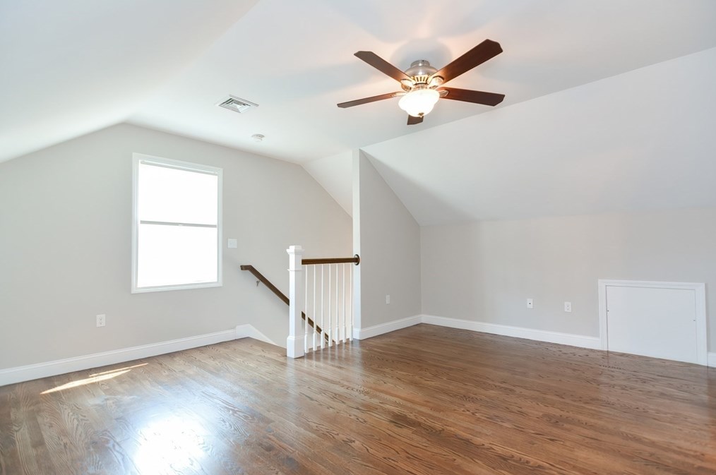 290 Warren St, Waltham MA 02453-7067 exterior