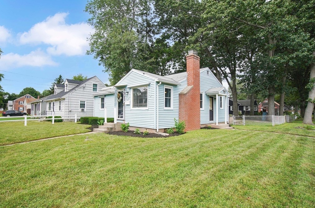 271 Connecticut Ave, Springfield, MA 01104