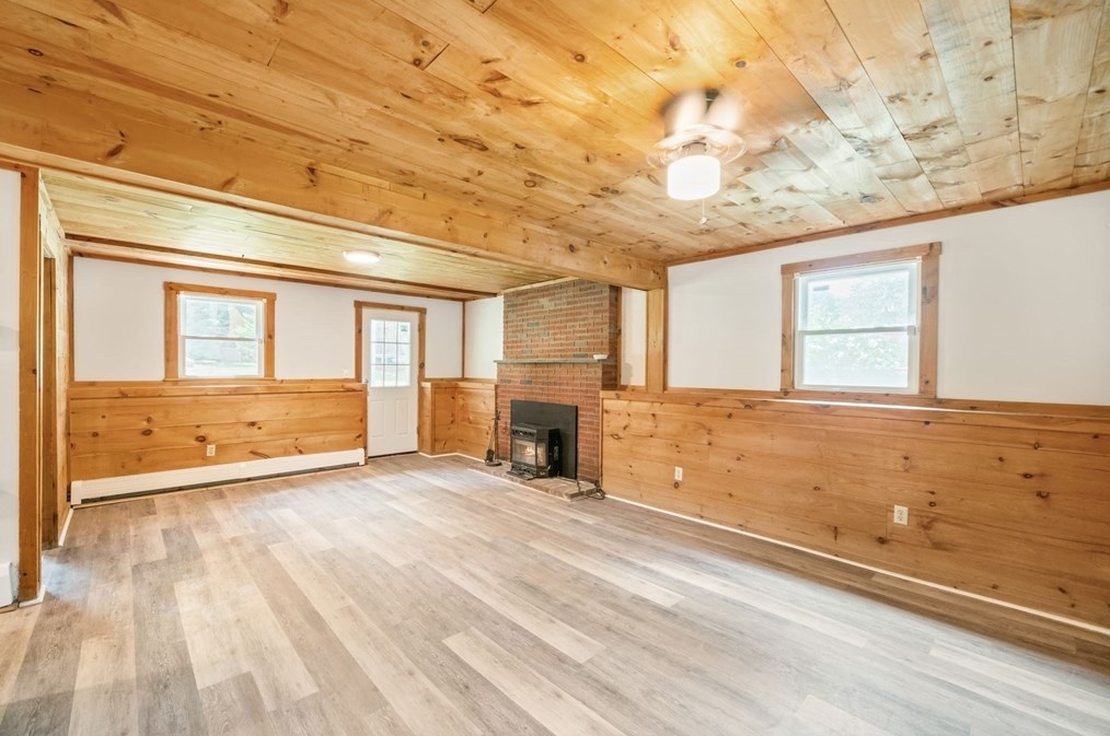 139 Staples St, Taunton MA  02718-1453 exterior