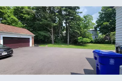 37 Harrison St, Taunton, MA 02780 - Photo 20