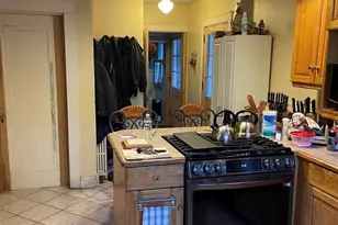 37 Harrison St, Taunton, MA 02780 - Photo 12