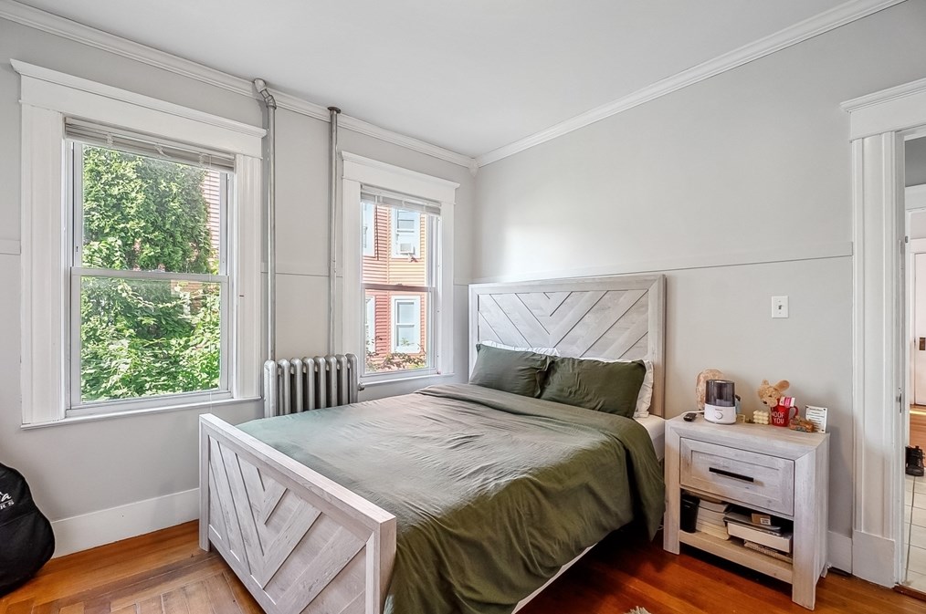 450 Broadway St, Chicopee MA 01020-2442 exterior