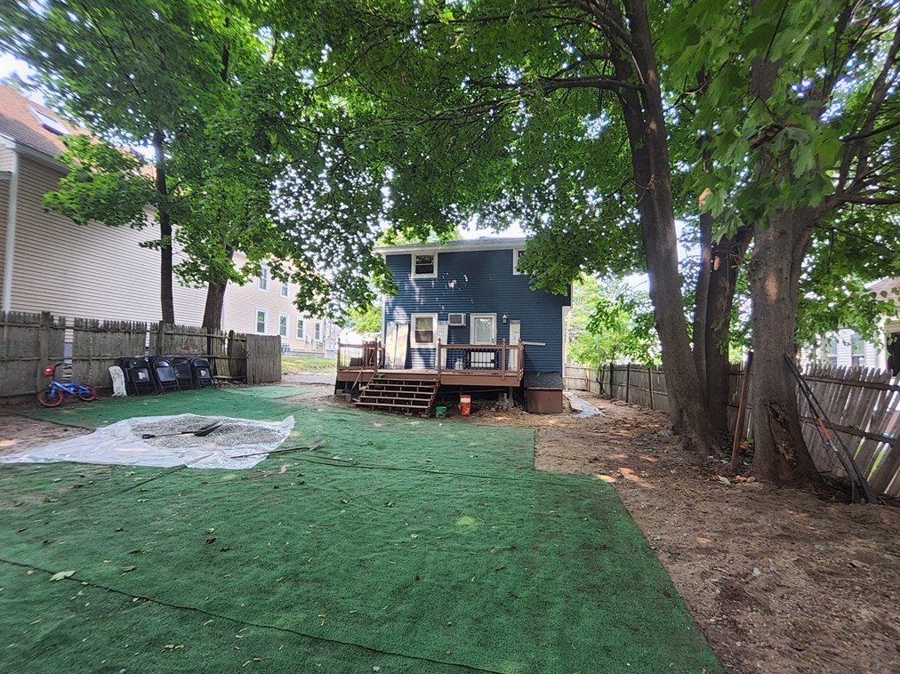 213 Haverhill St, Lawrence MA  01841-0015 exterior