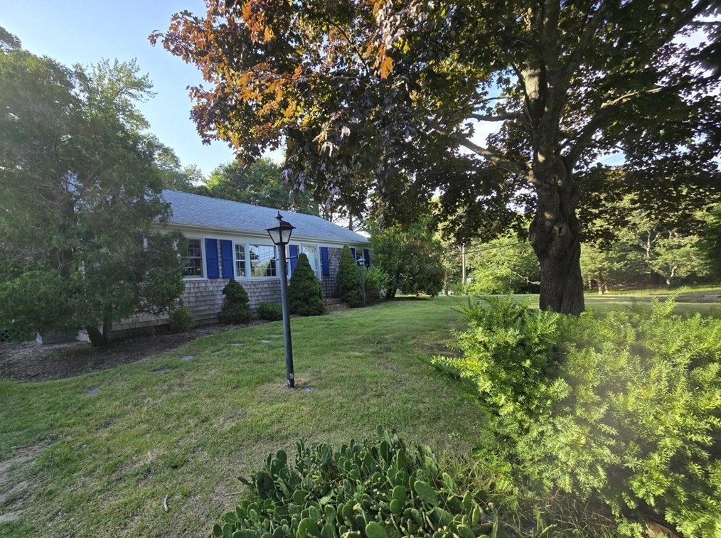 371 Main St, Harwich, MA 02645