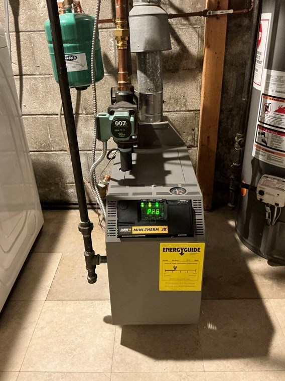 1271 Pawtucket Blvd, Lowell MA 01854-1900 exterior