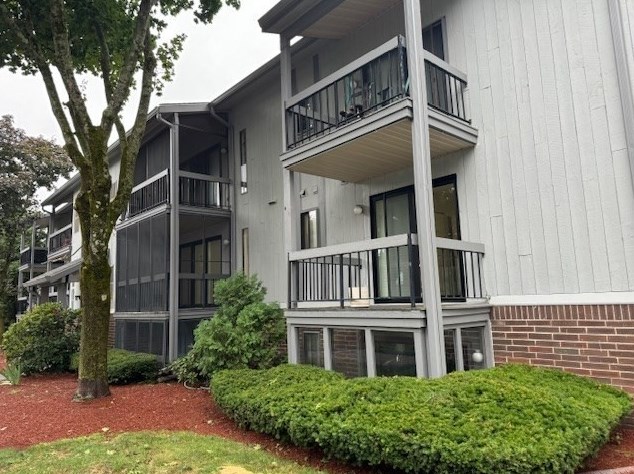 1461 Pawtucket Blvd #d8, Lowell, MA 01854