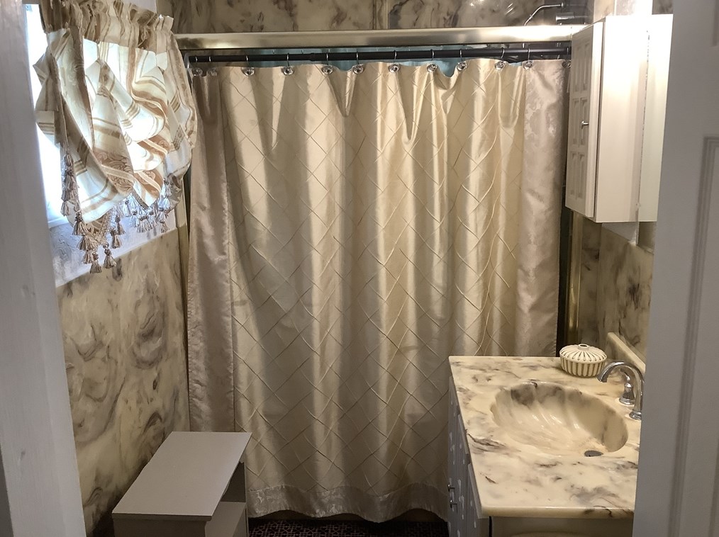 230 Webster St, Malden MA 02148-4426 exterior