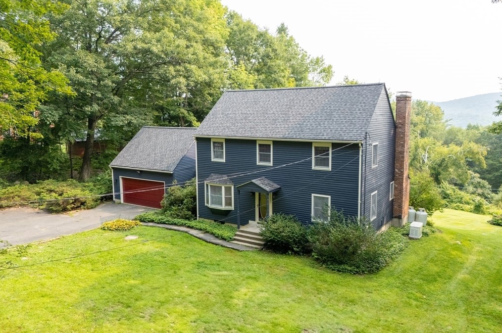 42 Briar Hill Rd, Williamsburg, MA 01096