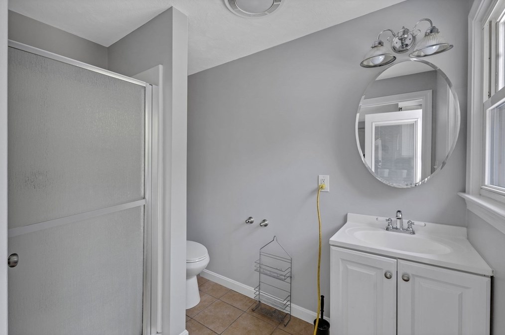 2308 County St, Taunton MA 02780-3509 exterior