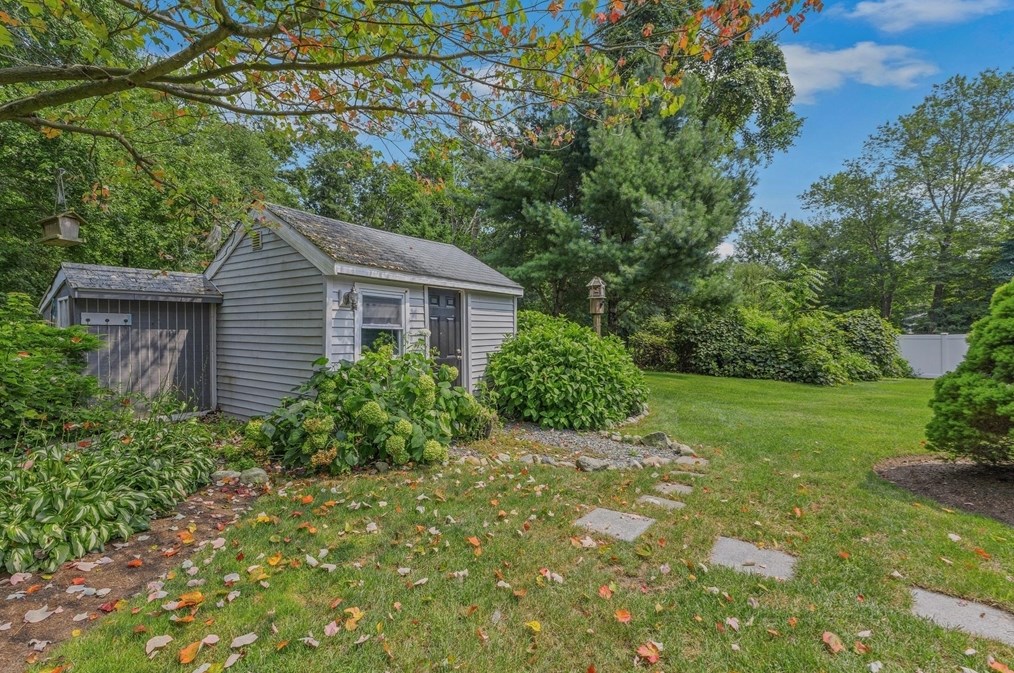 2308 County St, Taunton MA 02780-3509 exterior