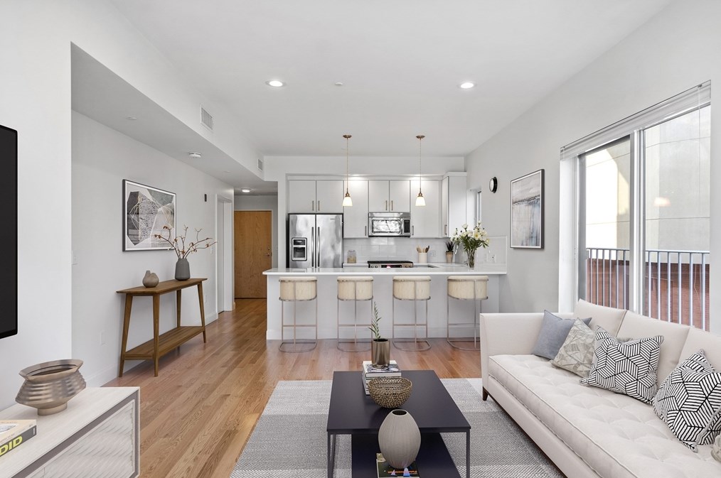 18 White St #1, Cambridge, MA 02140