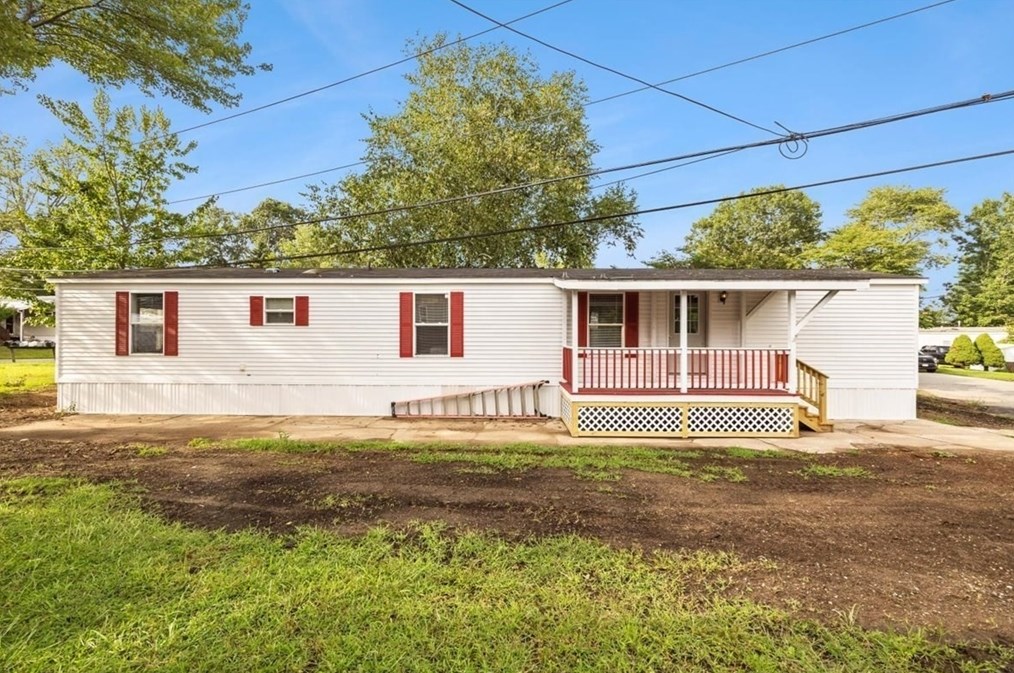 157 Mansfield Ave #21, Norton, MA 02766