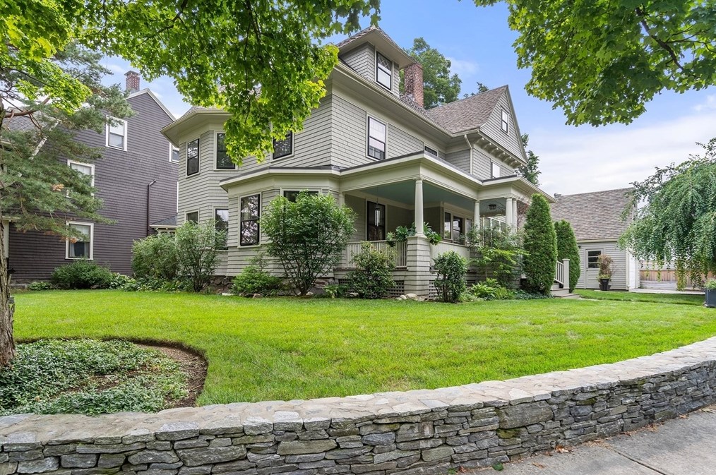 142 Lowell Ave, Newton, MA 02460