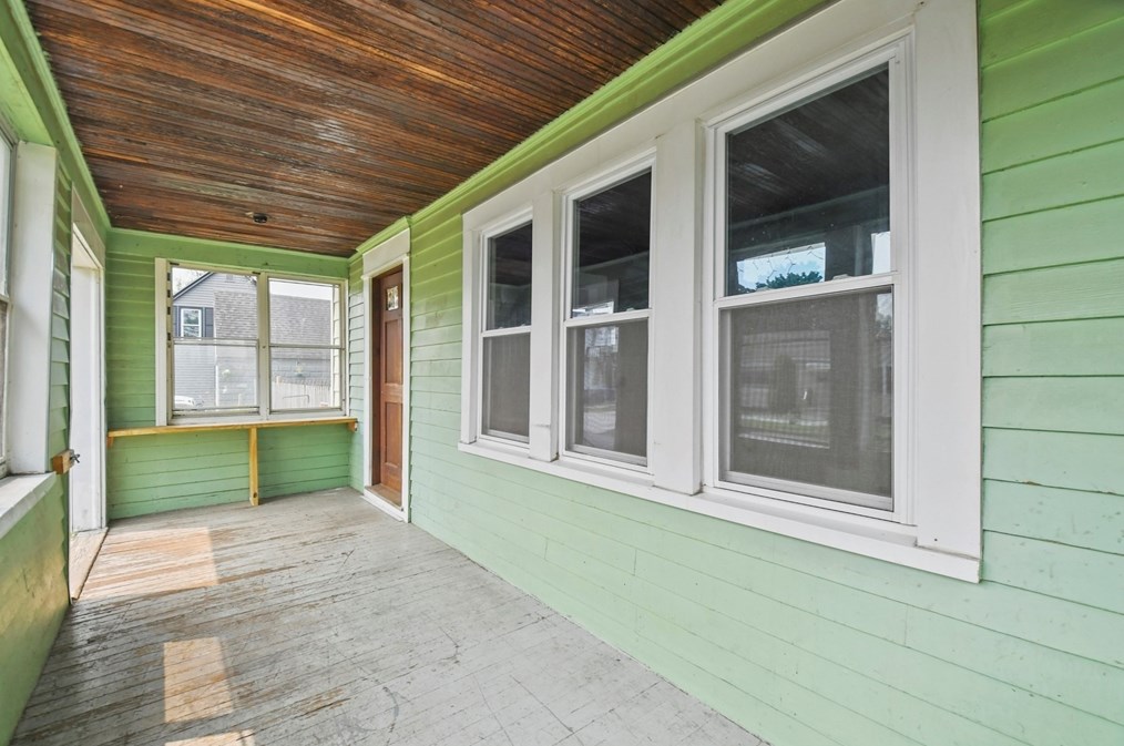 15 Burke Ave, West Springfield, MA 01089