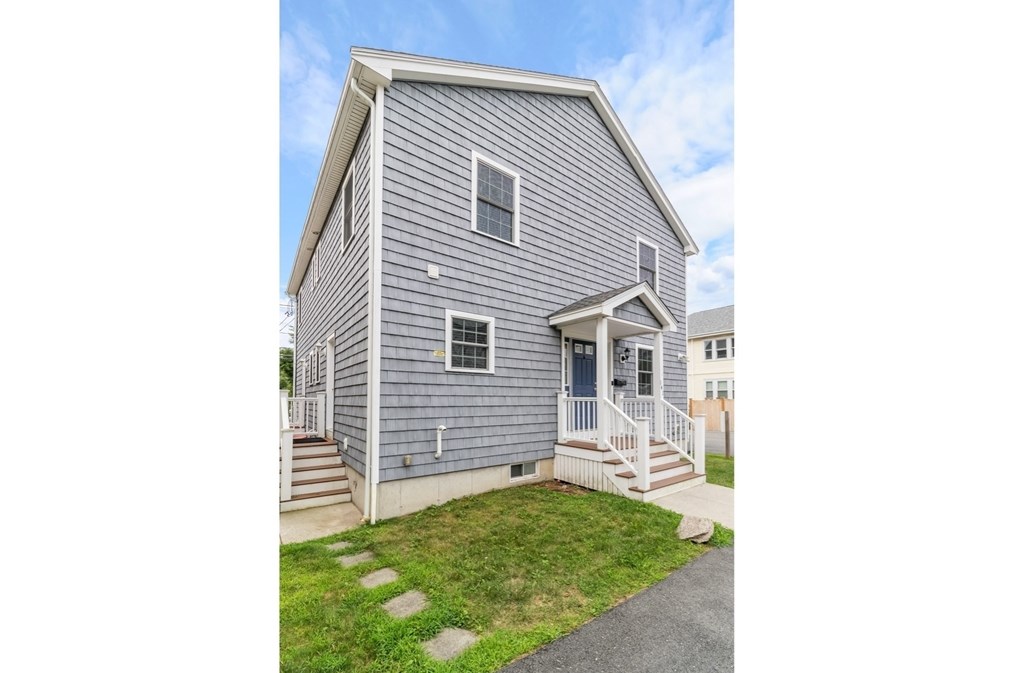141 Pleasant St #2, Watertown, MA 02472