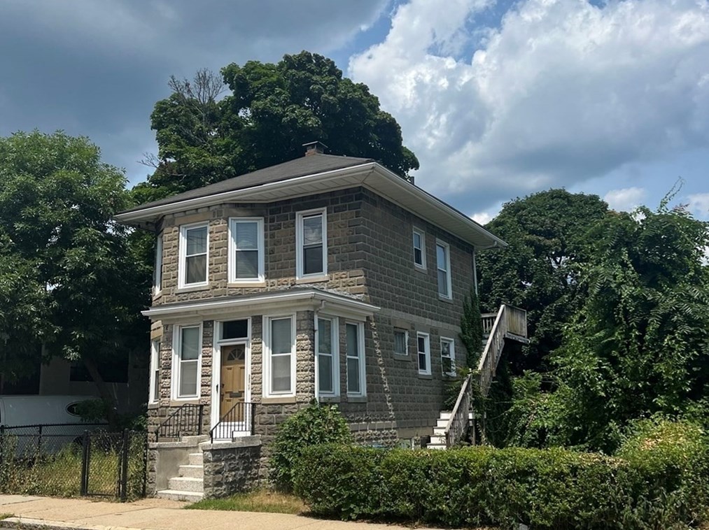 342 Main St, Winthrop, MA 02152