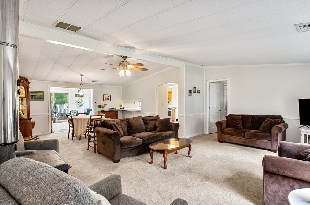 53 Pierce Ct, Weymouth, MA 02191