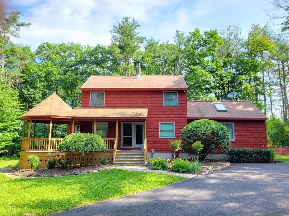 34 Mill Glen Rd, Winchendon, MA 01475-2027