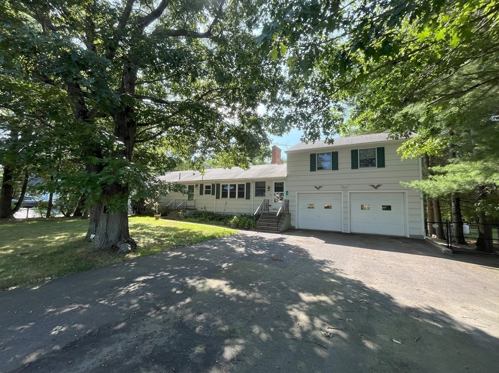 192 Groveland St, Abington, MA 02351