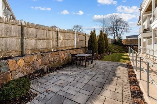 445 Essex St, Swampscott MA  01907 exterior