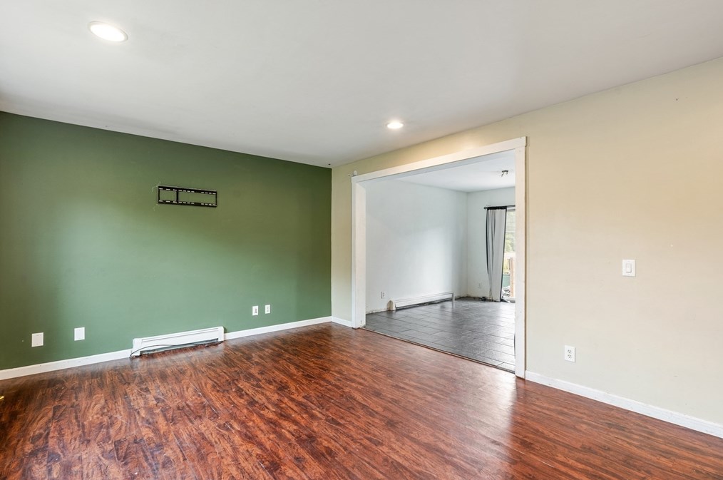 3 Meadow Ln, Orange, MA 01364