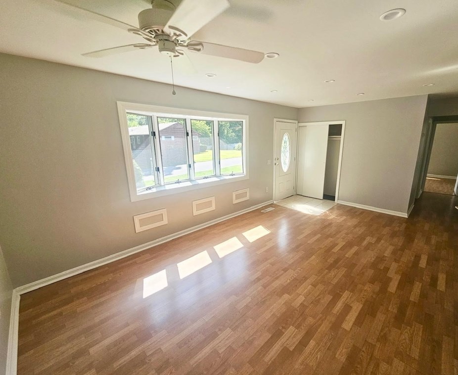 32 Crestwood Dr, Northborough, MA 01532