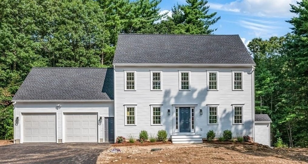 75 Fern Hollow Rd, East Bridgewater, MA 02324