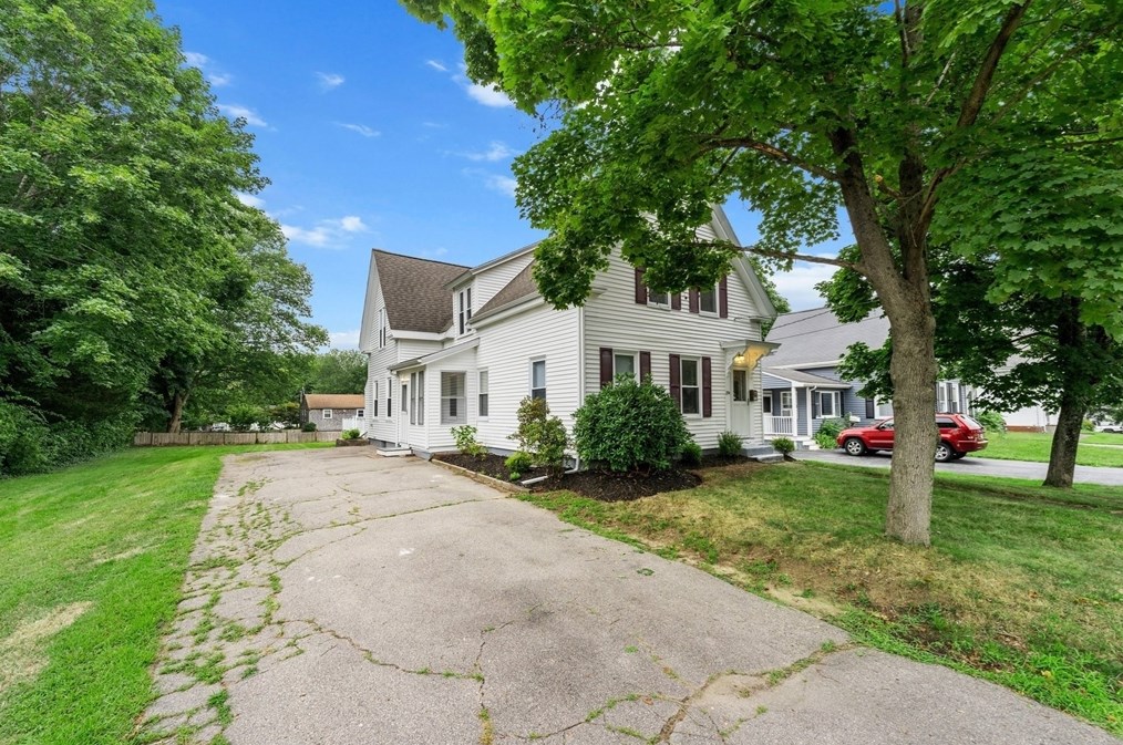 294 Beulah St, Whitman, MA 02382 exterior