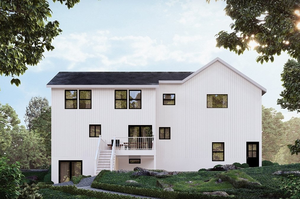 247 Washington St, Hudson, MA 01749