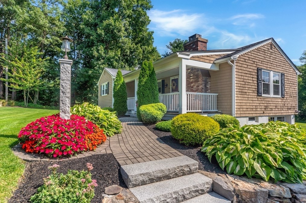 78 Kendall Hill Rd, Sterling, MA 01564