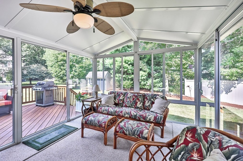 30 Bernardo Dr, Attleboro, MA 02703