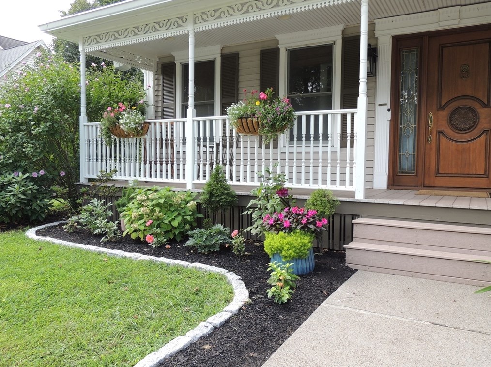 124 Coburn Ave, Worcester, MA 01604 exterior