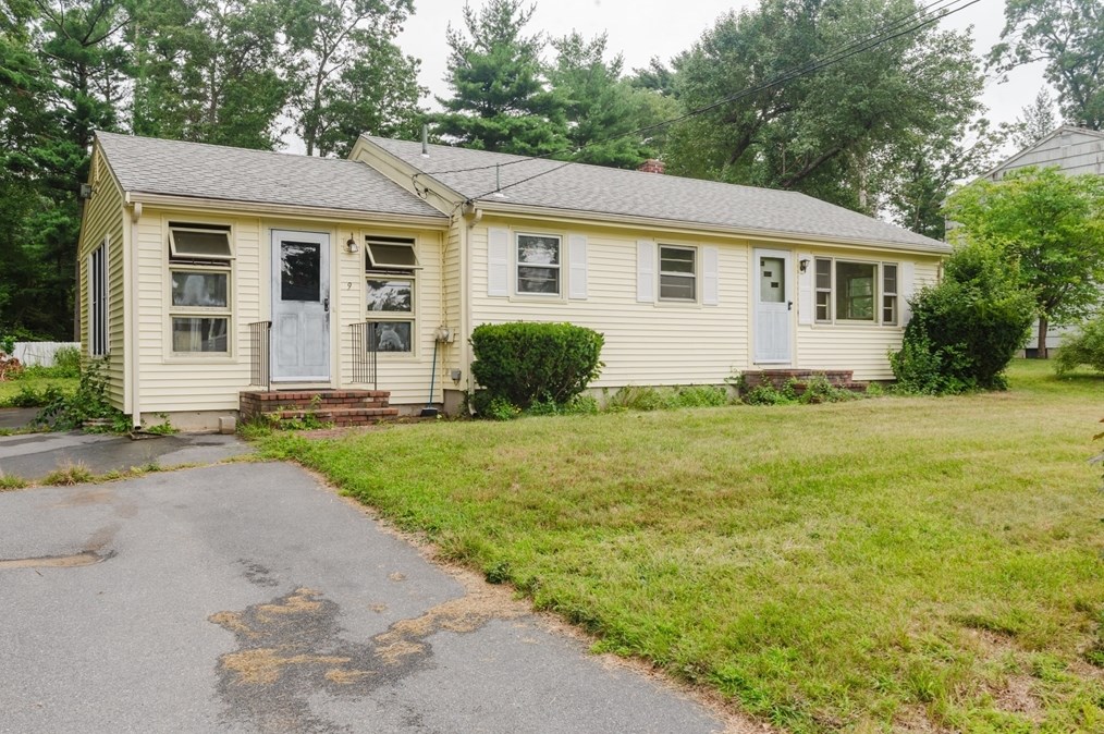 9 White Pine Ln, Kingston, MA 02364