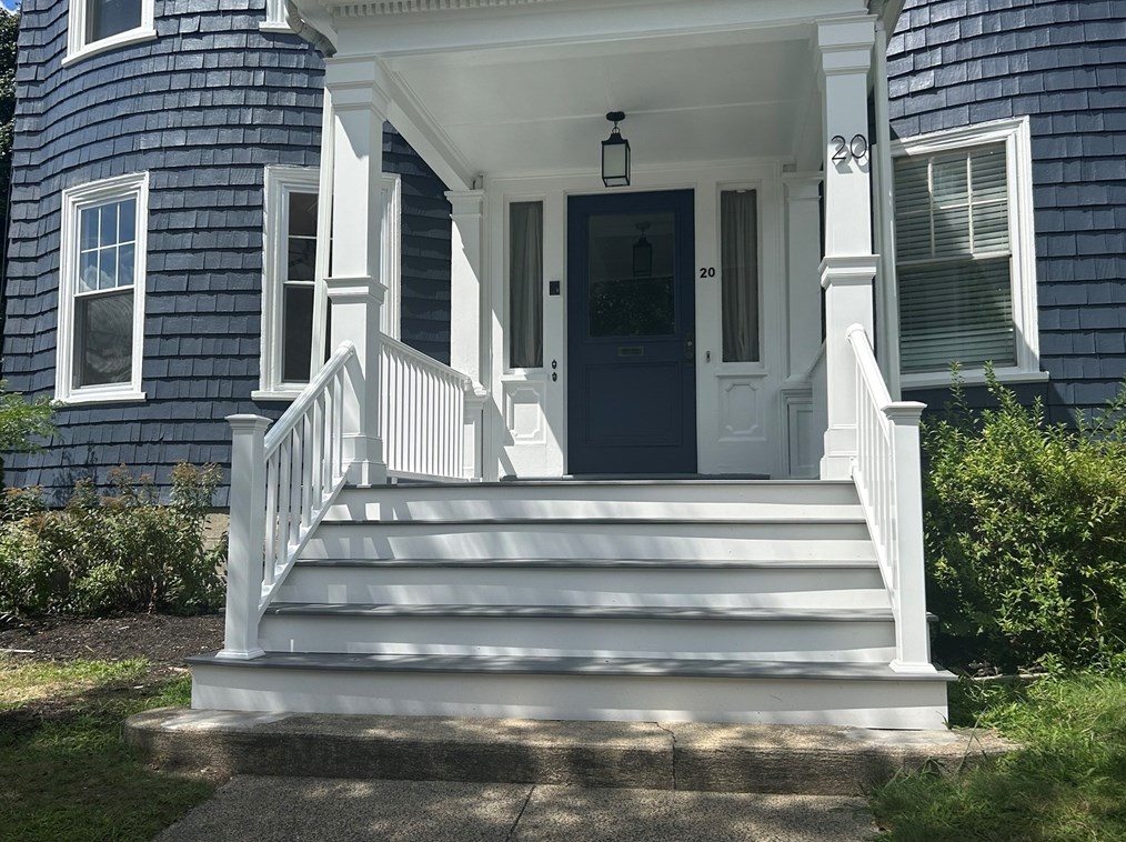 20 Loring Ave #2, Salem, MA 01970