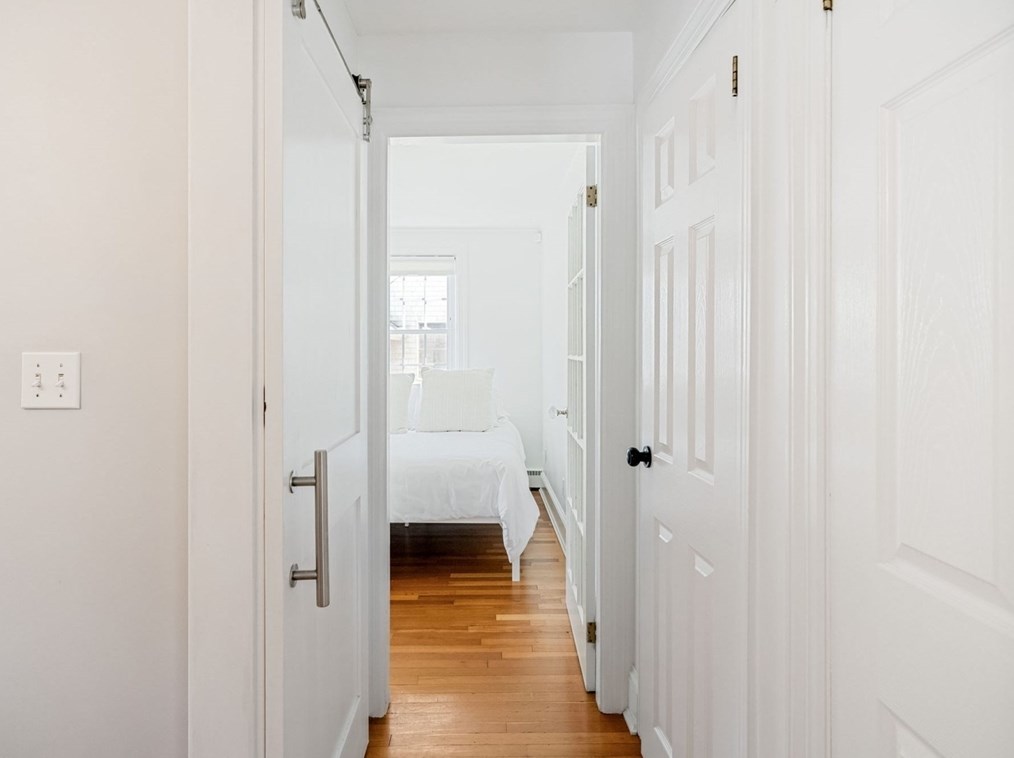 18 Brewster St, Dartmouth MA  02748-3507 exterior