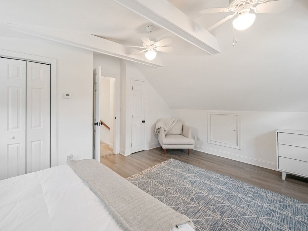 18 Brewster St, Dartmouth MA  02748-3507 exterior