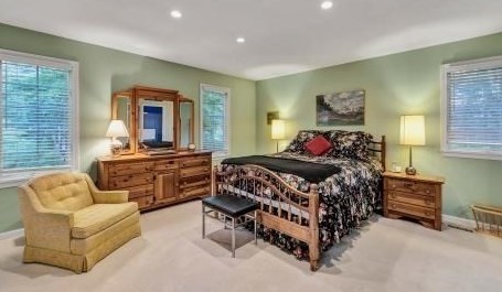 50 Hook Dr, Mashpee MA 02649-4615 exterior