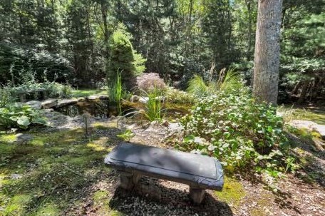 50 Hook Dr, Mashpee MA 02649-4615 exterior